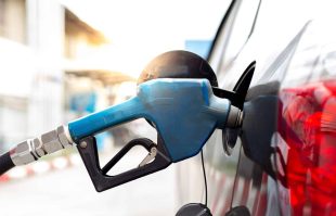 Benzin ile Motorin Ne Kadar? Güncel Fiyat img